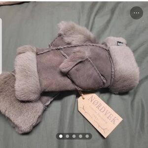 New Womens NORDVEK Genuine Sheepskin and Wool Hand Gloves Size S